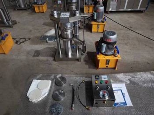 installation team will install 2tpd edible oil refining machine in liberia